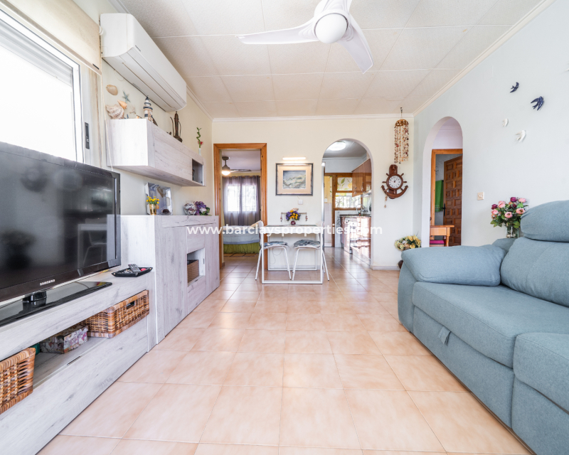 Reventa - Chalet Independiente - Urb. La Marina