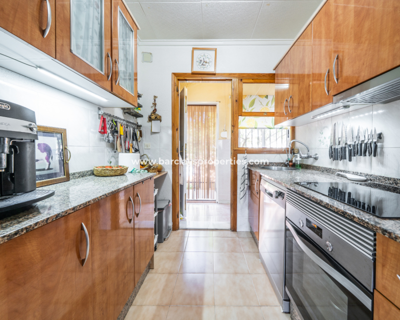 Reventa - Chalet Independiente - Urb. La Marina