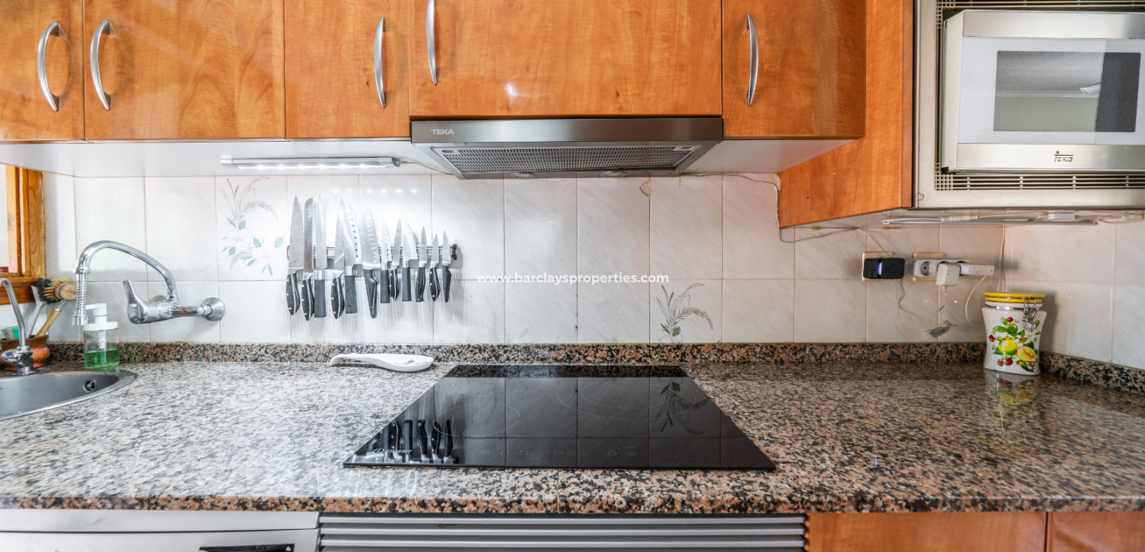 Reventa - Chalet Independiente - Urb. La Marina