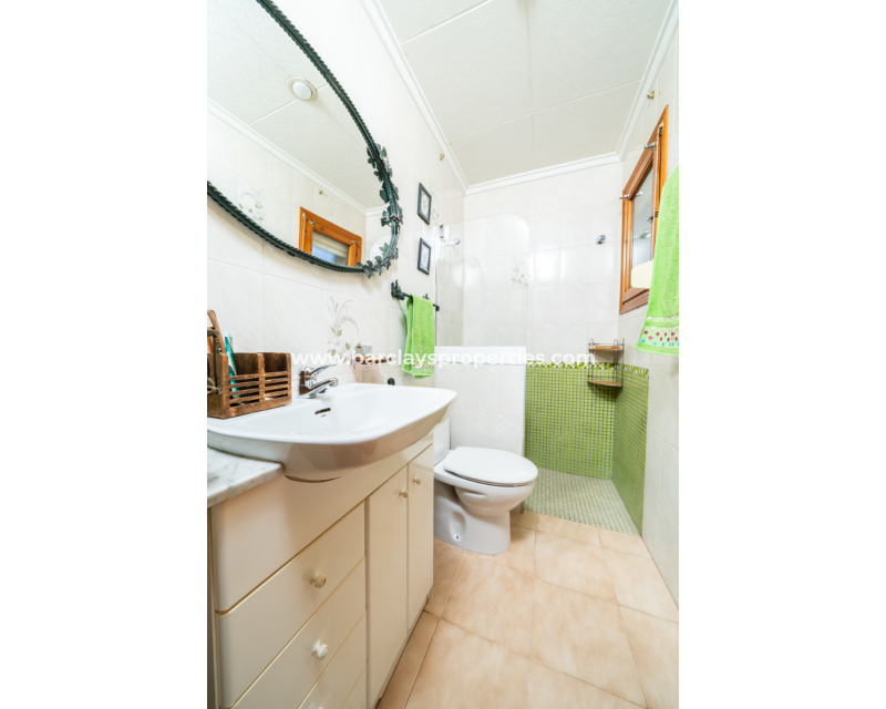 Reventa - Chalet Independiente - Urb. La Marina