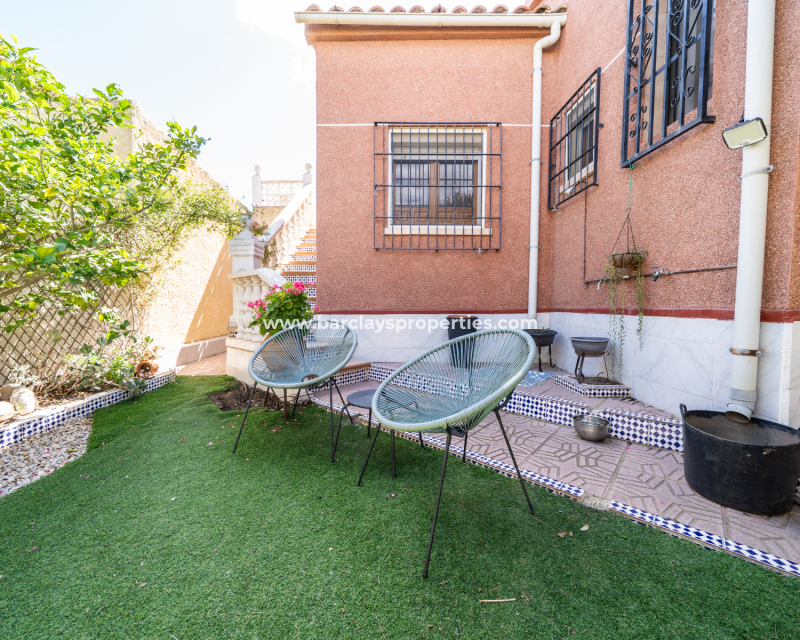 Reventa - Chalet Independiente - Urb. La Marina
