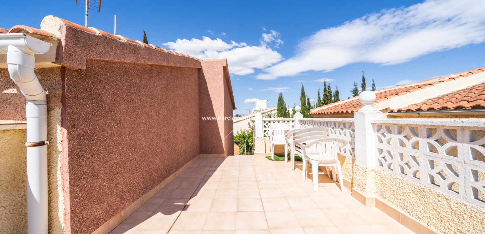 Reventa - Chalet Independiente - Urb. La Marina