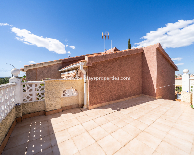 Reventa - Chalet Independiente - Urb. La Marina