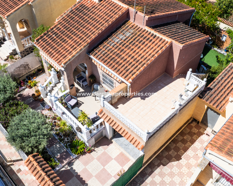 Reventa - Chalet Independiente - Urb. La Marina