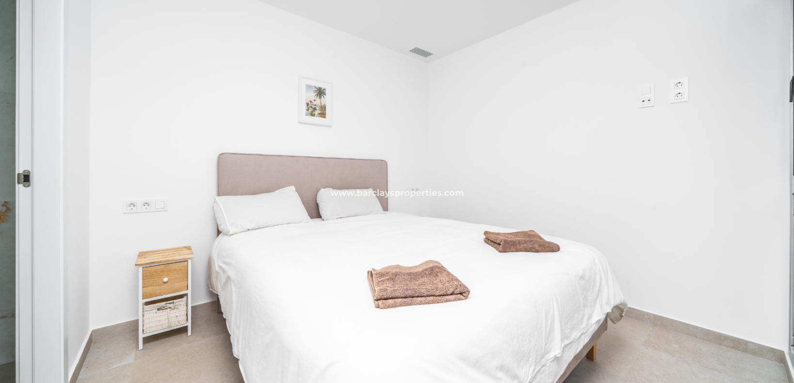 Reventa - Chalet Independiente - Urb. La Marina