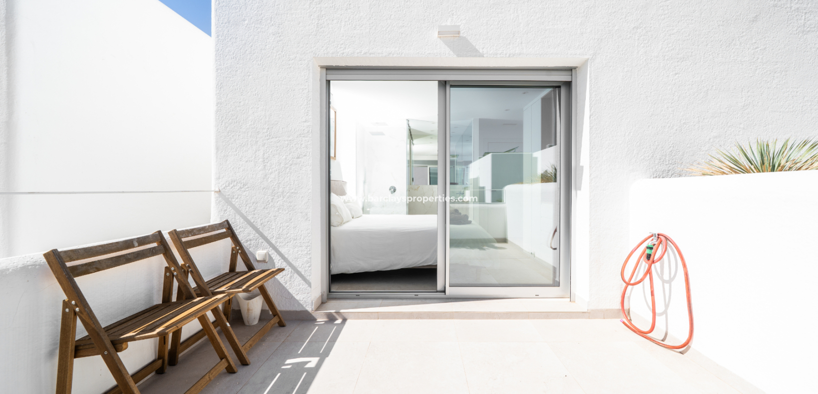 Reventa - Chalet Independiente - Urb. La Marina