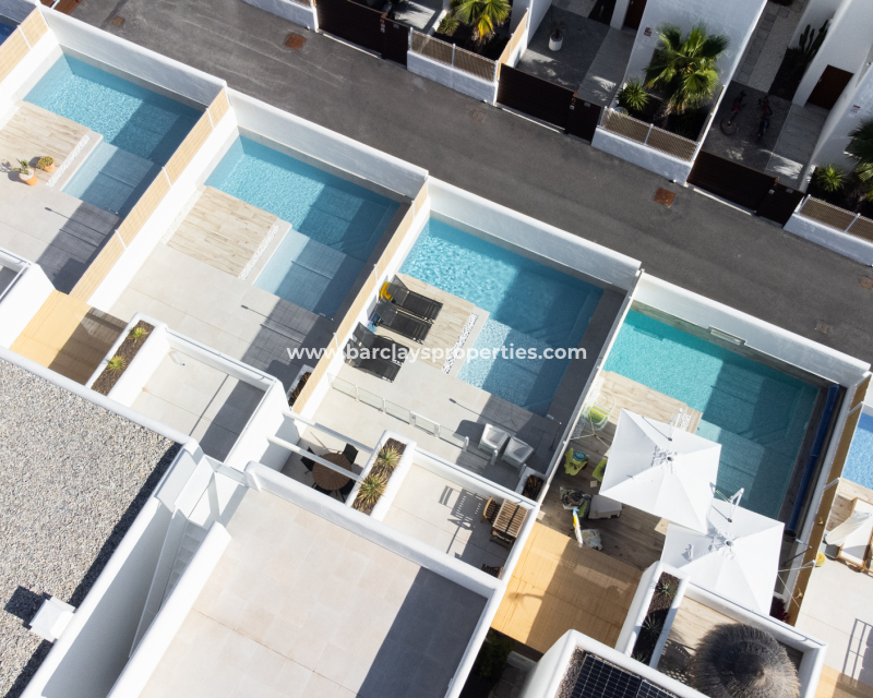 Reventa - Chalet Independiente - Urb. La Marina