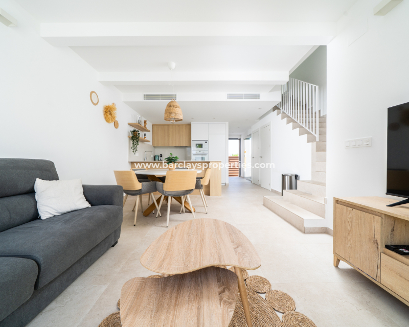 Reventa - Chalet Independiente - Urb. La Marina