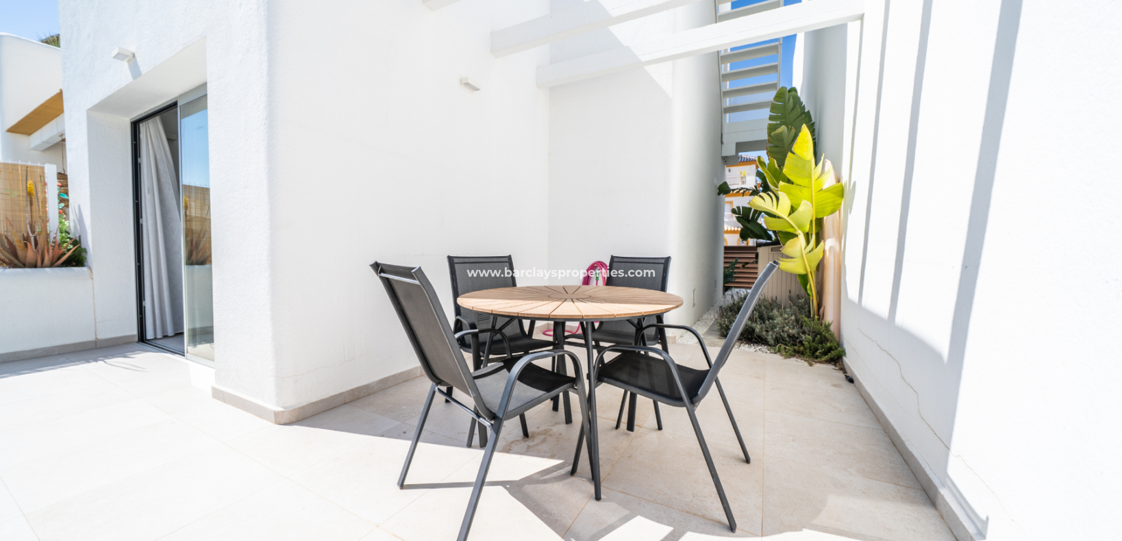 Reventa - Chalet Independiente - Urb. La Marina