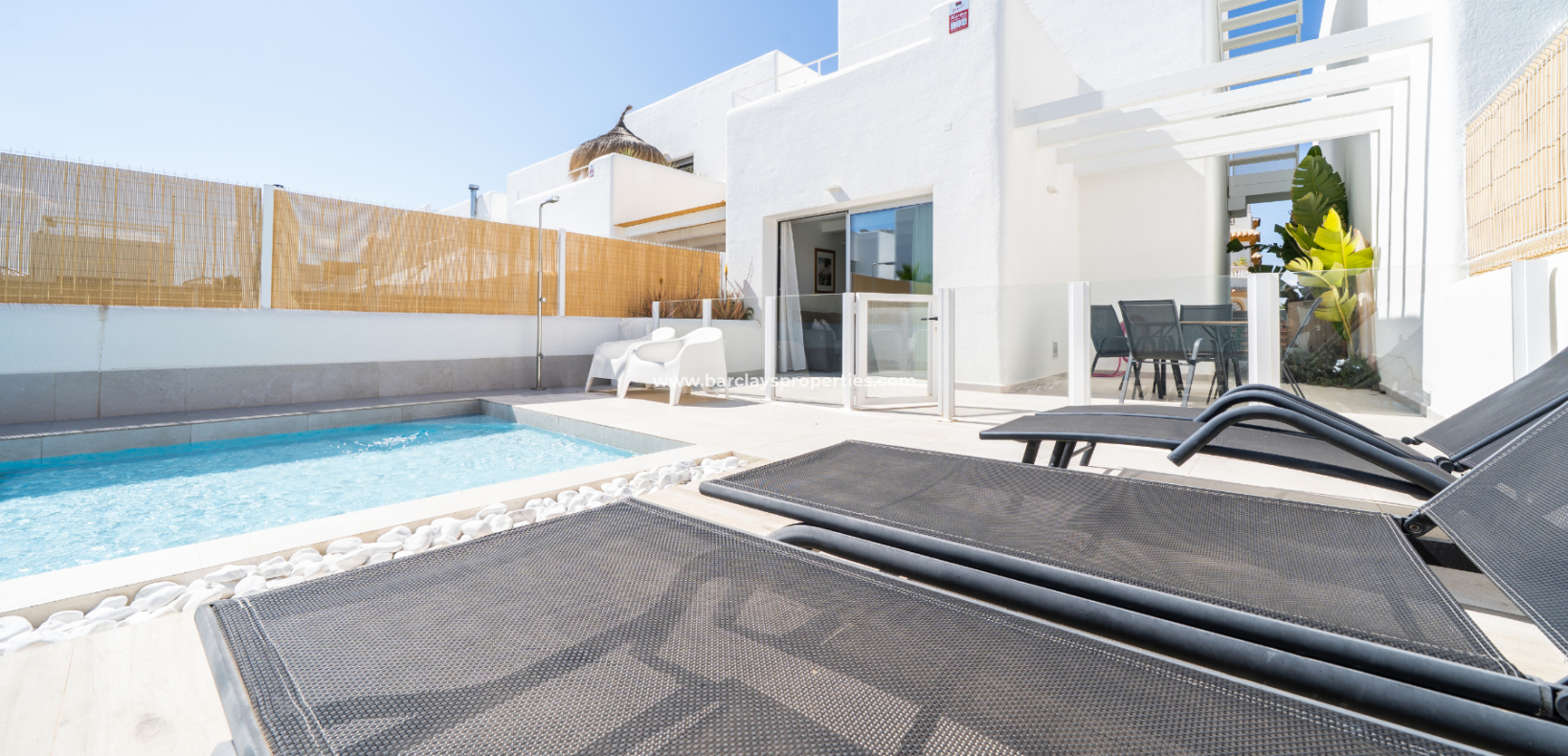Reventa - Chalet Independiente - Urb. La Marina