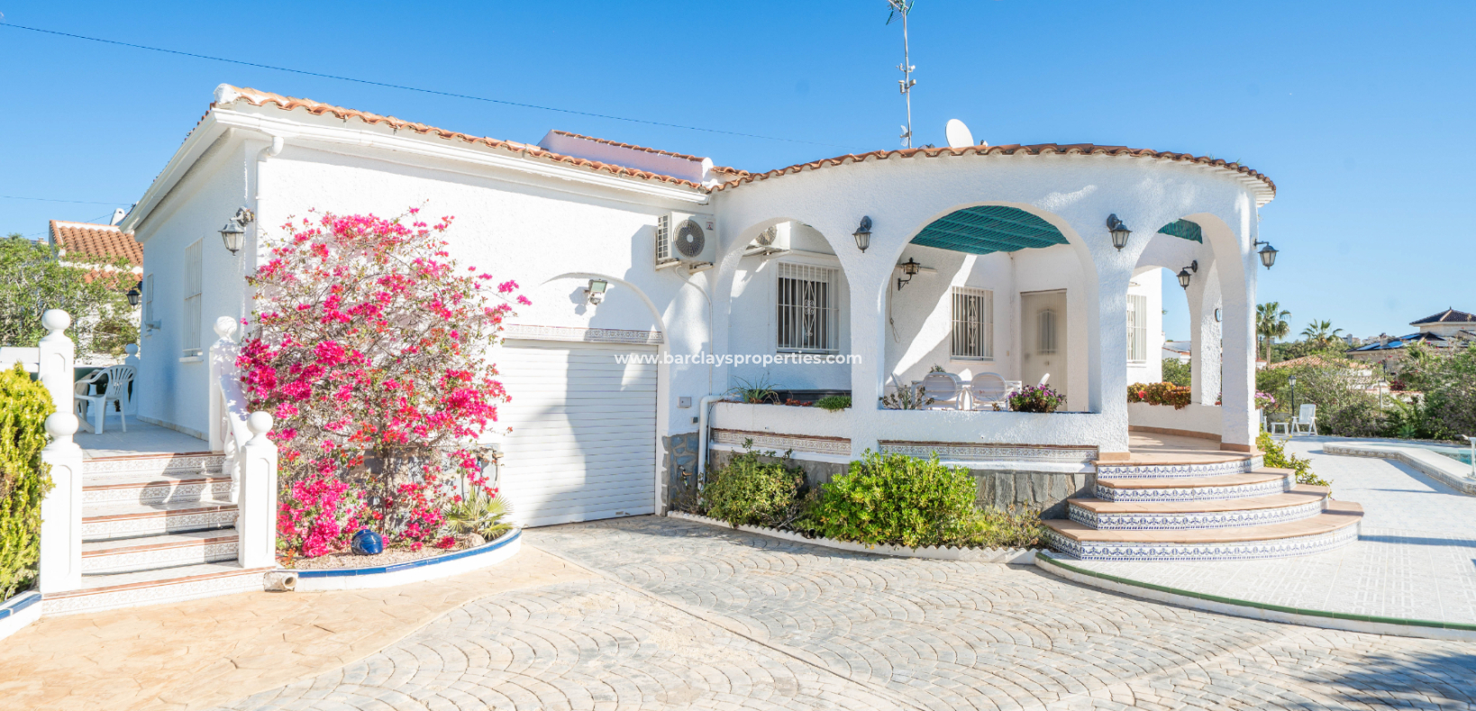 Reventa - Chalet Independiente - Urb. La Marina