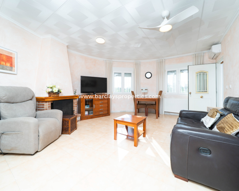 Reventa - Chalet Independiente - Urb. La Marina