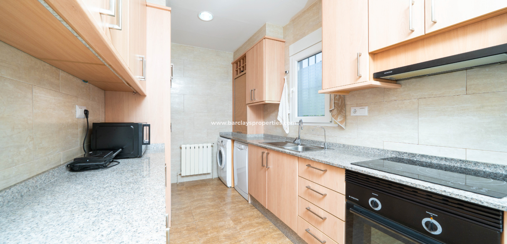 Reventa - Chalet Independiente - Urb. La Marina