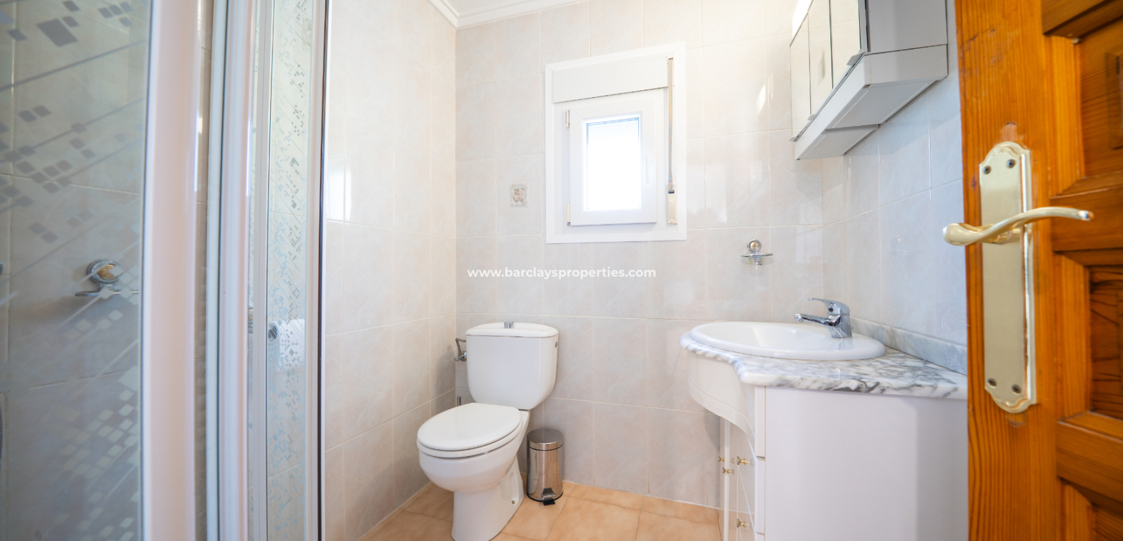 Reventa - Chalet Independiente - Urb. La Marina