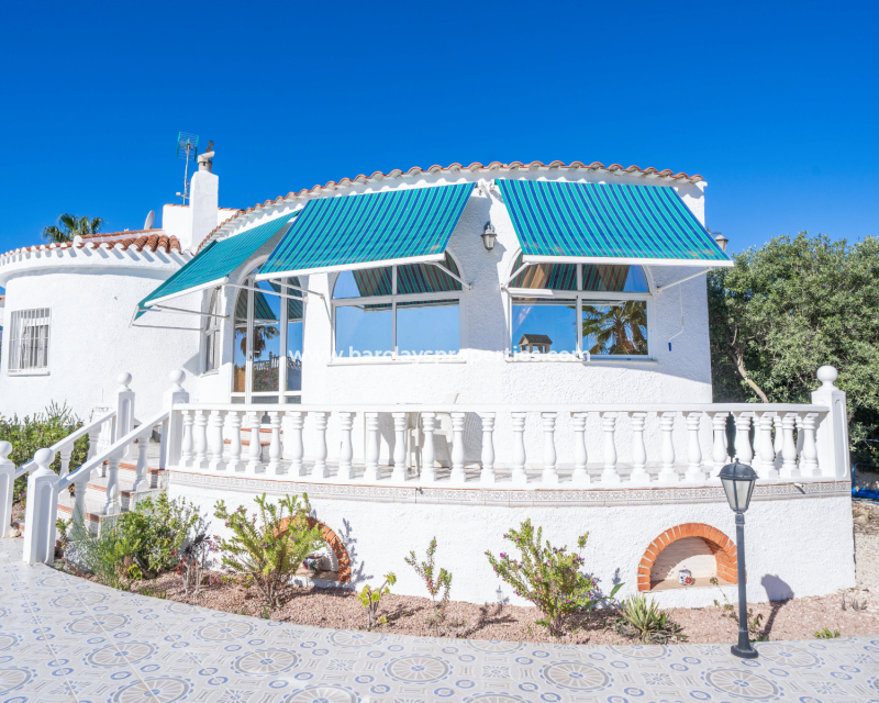 Reventa - Chalet Independiente - Urb. La Marina