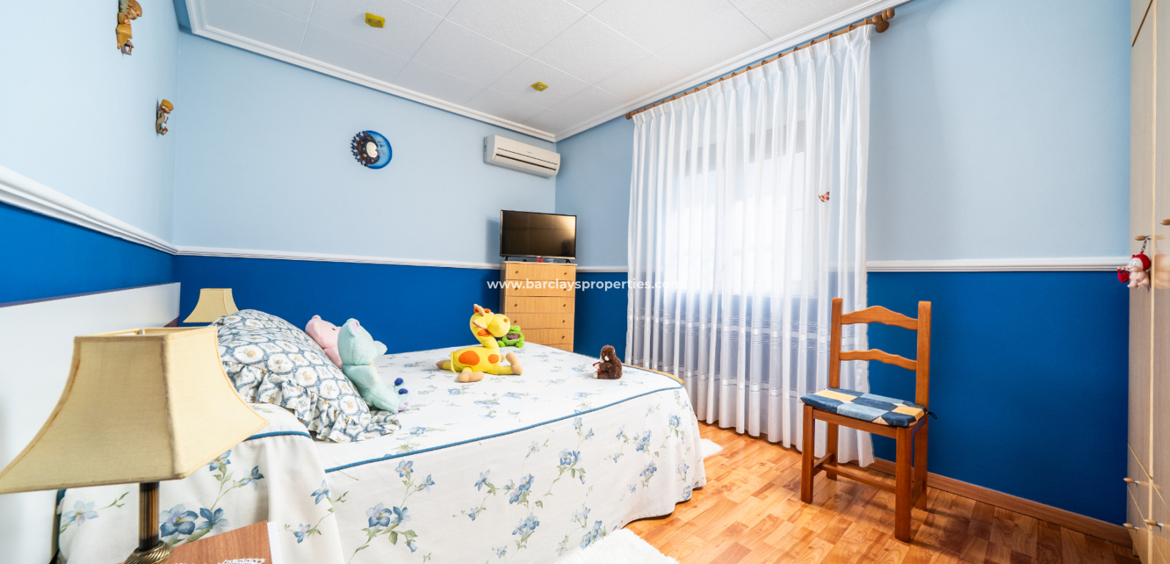 Reventa - Chalet Independiente - Urb. La Marina