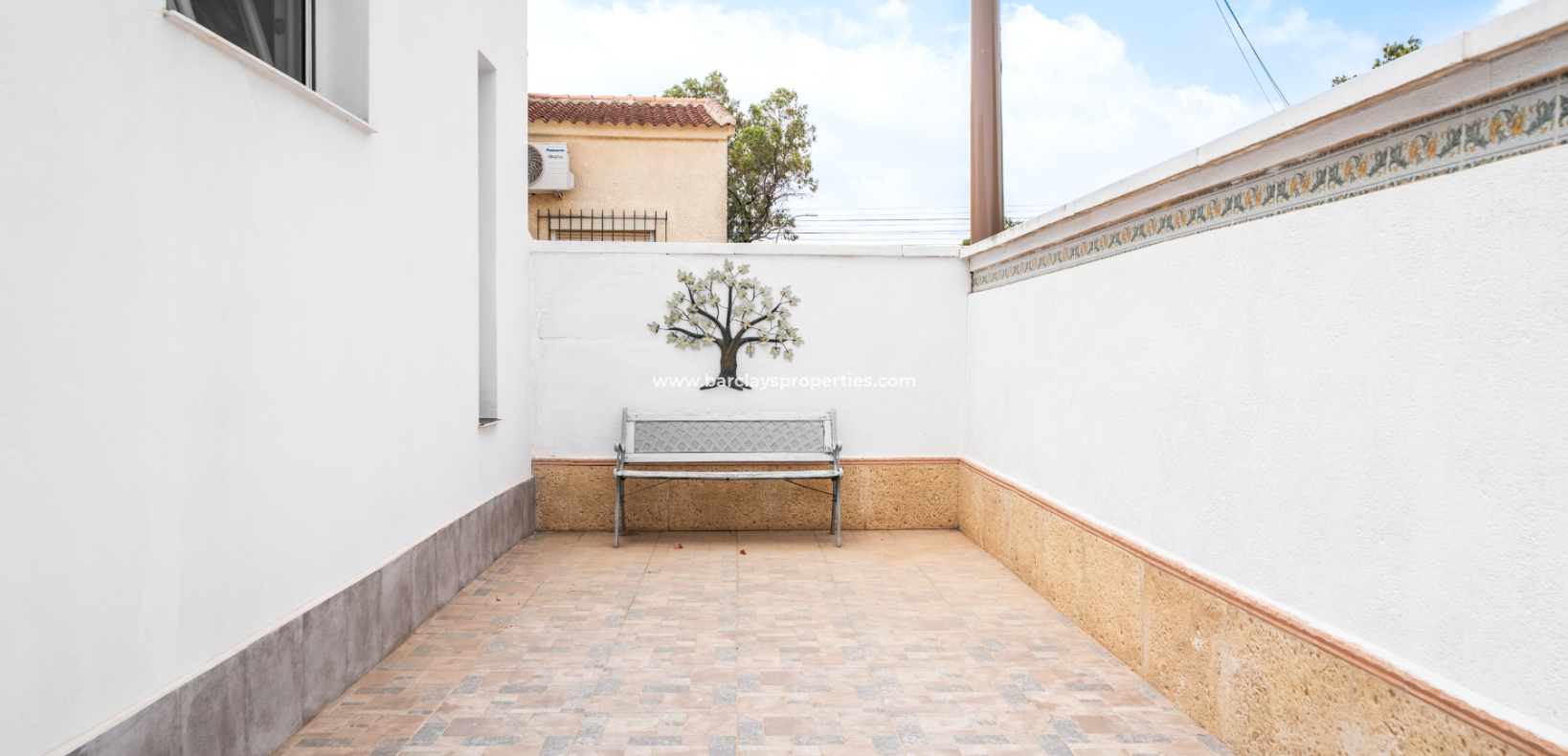 Reventa - Chalet Independiente - Urb. La Marina