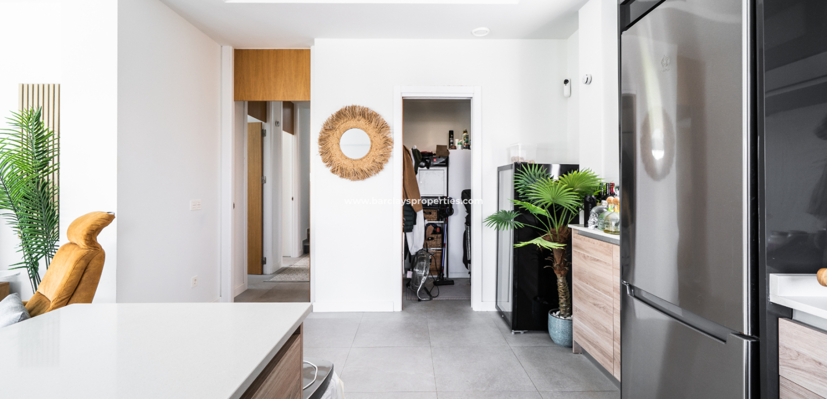 Reventa - Chalet Independiente - Urb. La Marina