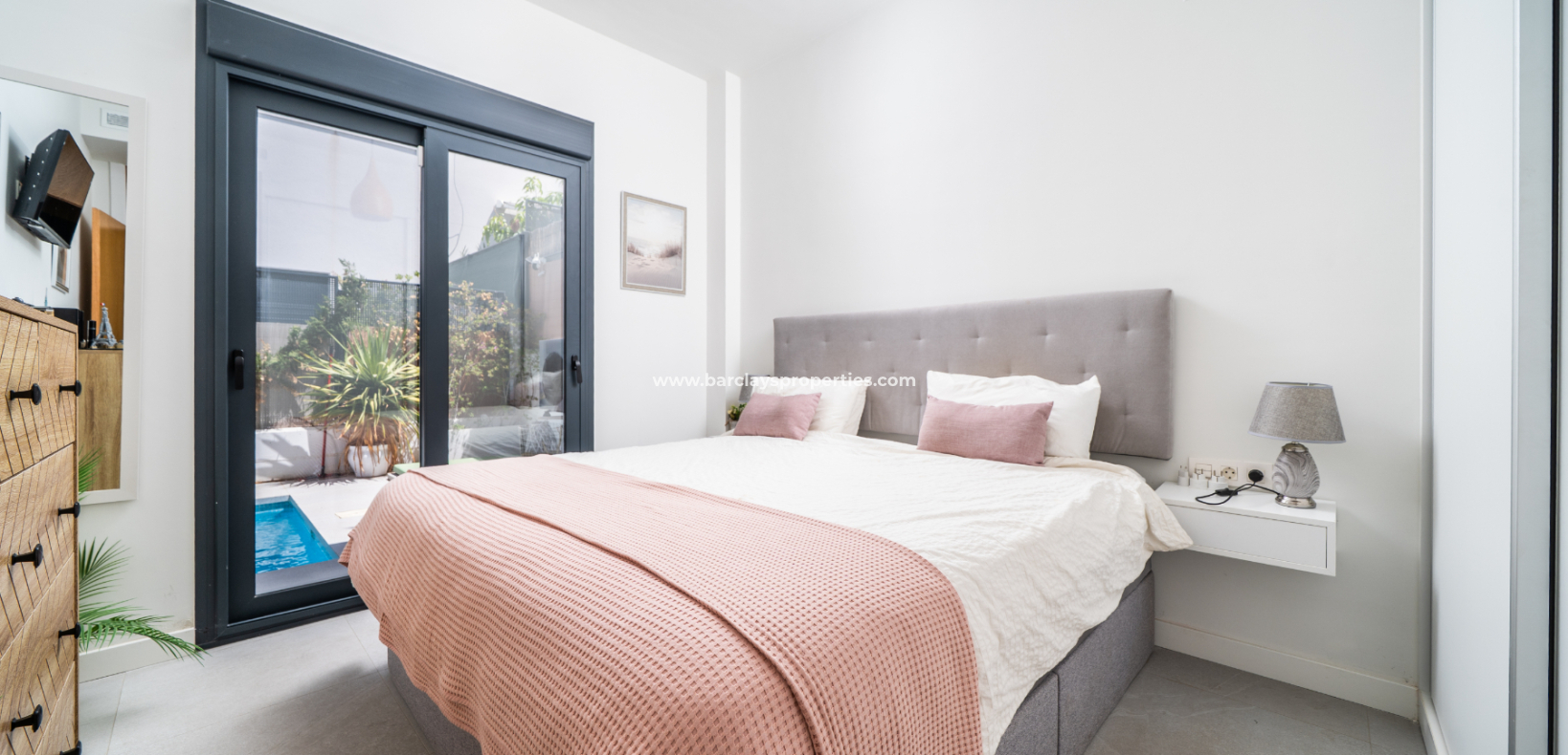 Reventa - Chalet Independiente - Urb. La Marina