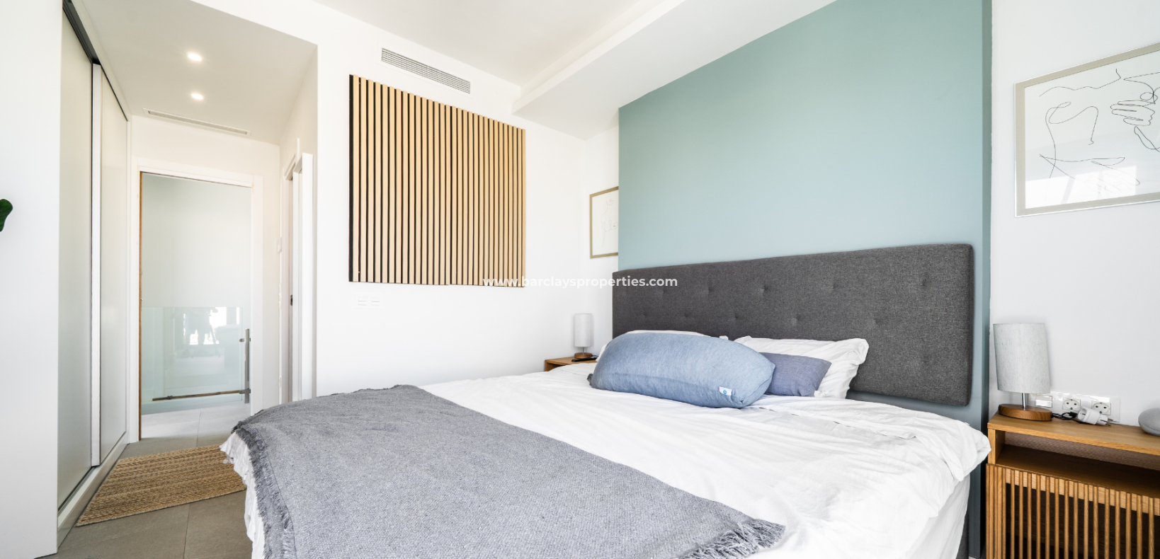 Reventa - Chalet Independiente - Urb. La Marina