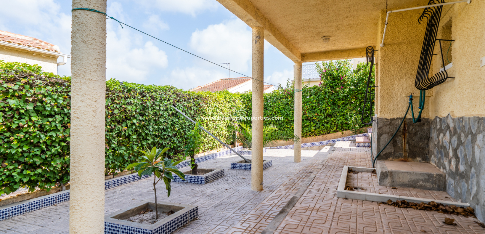 Reventa - Chalet Independiente - Urb. La Marina