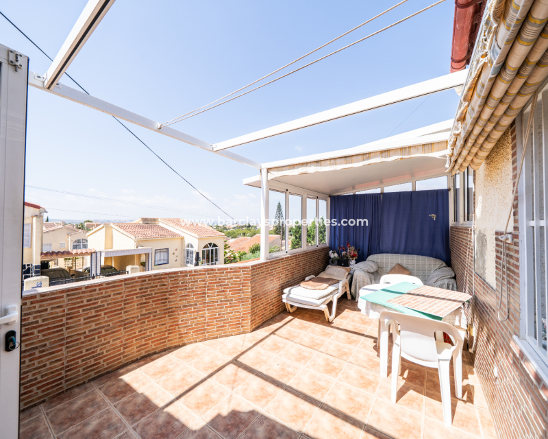 Reventa - Chalet Independiente - Urb. La Marina