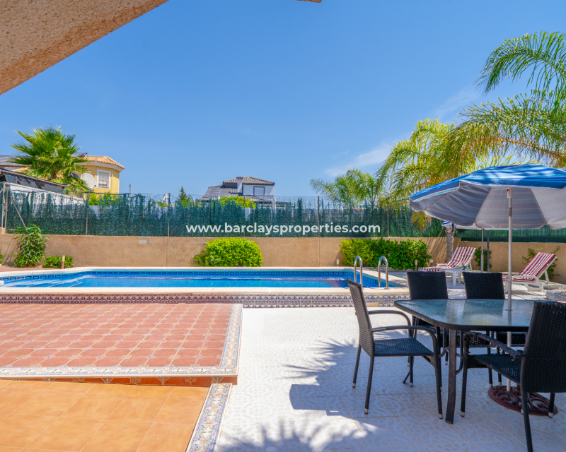 Reventa - Chalet Independiente - Urb. La Marina