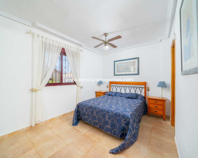 Reventa - Chalet Independiente - Urb. La Marina