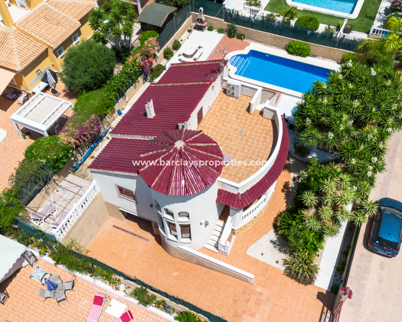 Reventa - Chalet Independiente - Urb. La Marina
