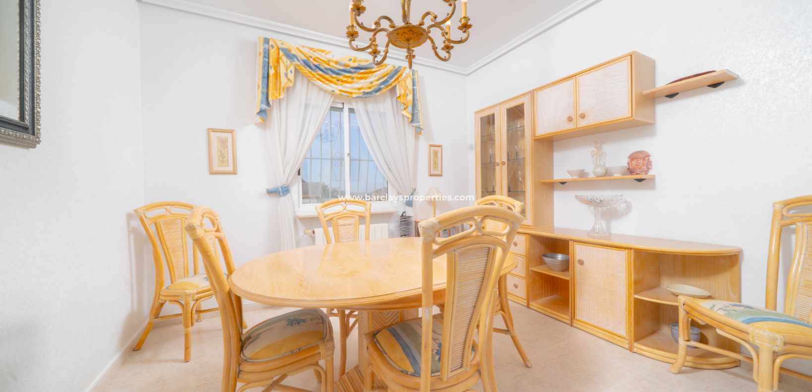 Reventa - Chalet Independiente - Urb. La Marina