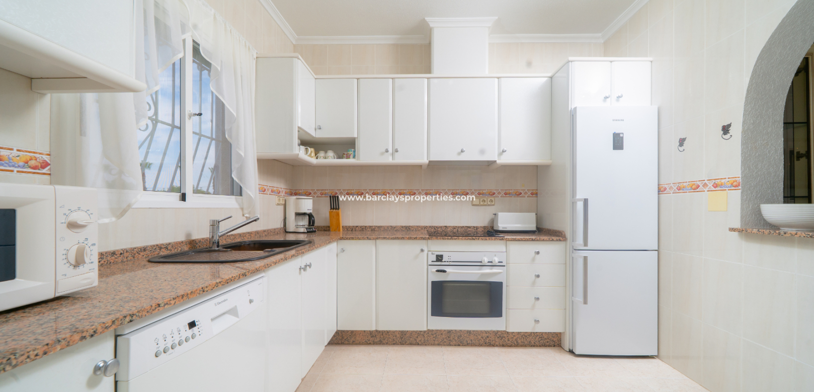 Reventa - Chalet Independiente - Urb. La Marina
