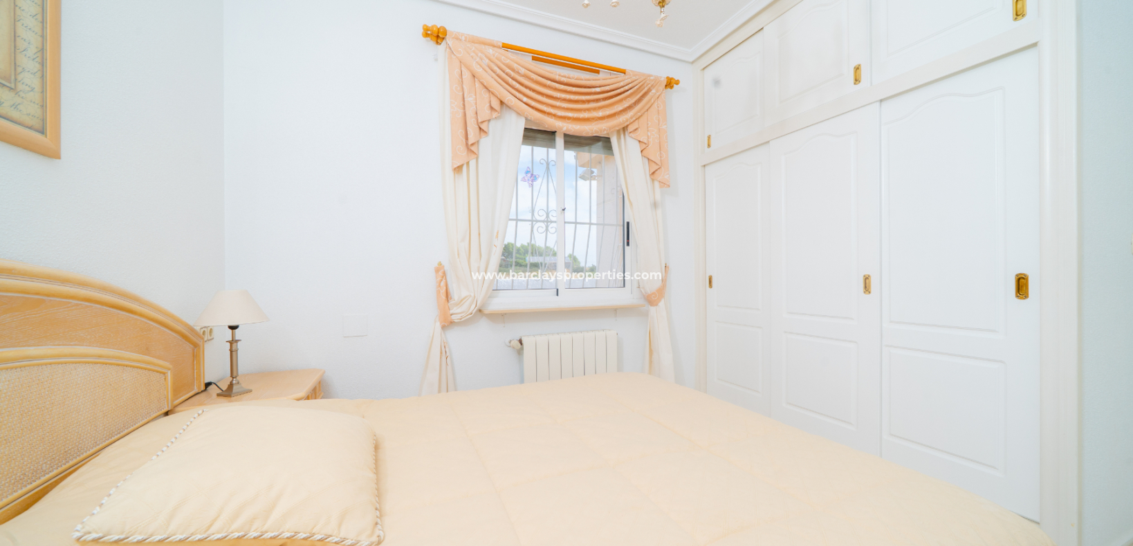 Reventa - Chalet Independiente - Urb. La Marina