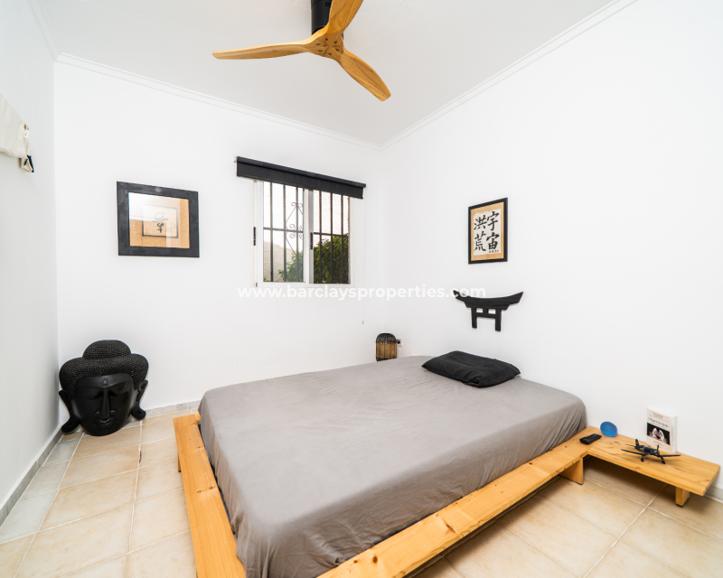 Reventa - Chalet Independiente - Urb. La Marina
