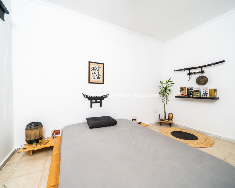 Reventa - Chalet Independiente - Urb. La Marina