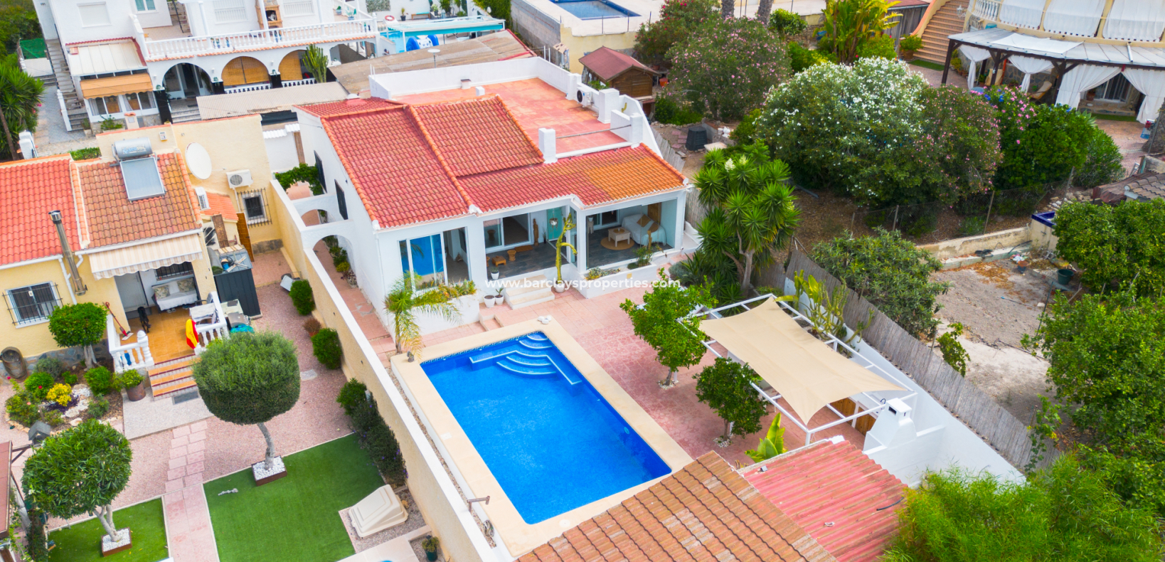 Reventa - Chalet Independiente - Urb. La Marina