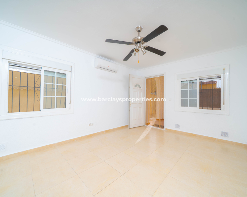 Reventa - Chalet Independiente - Urb. La Marina