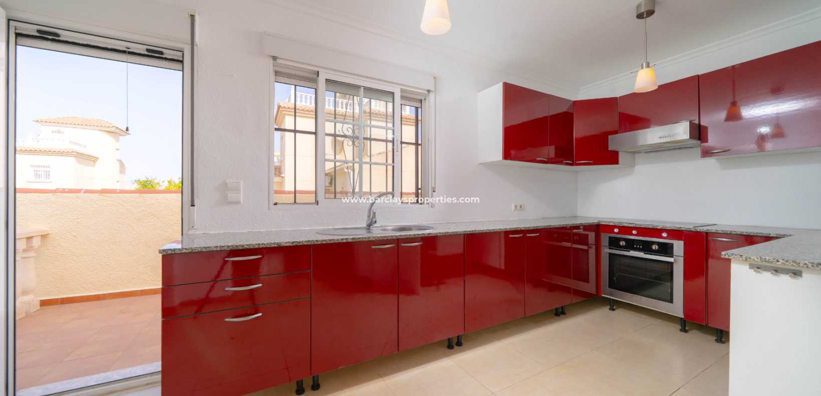 Reventa - Chalet Independiente - Urb. La Marina