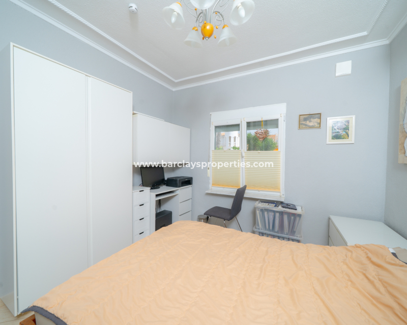 Reventa - Chalet Independiente - Urb. La Marina