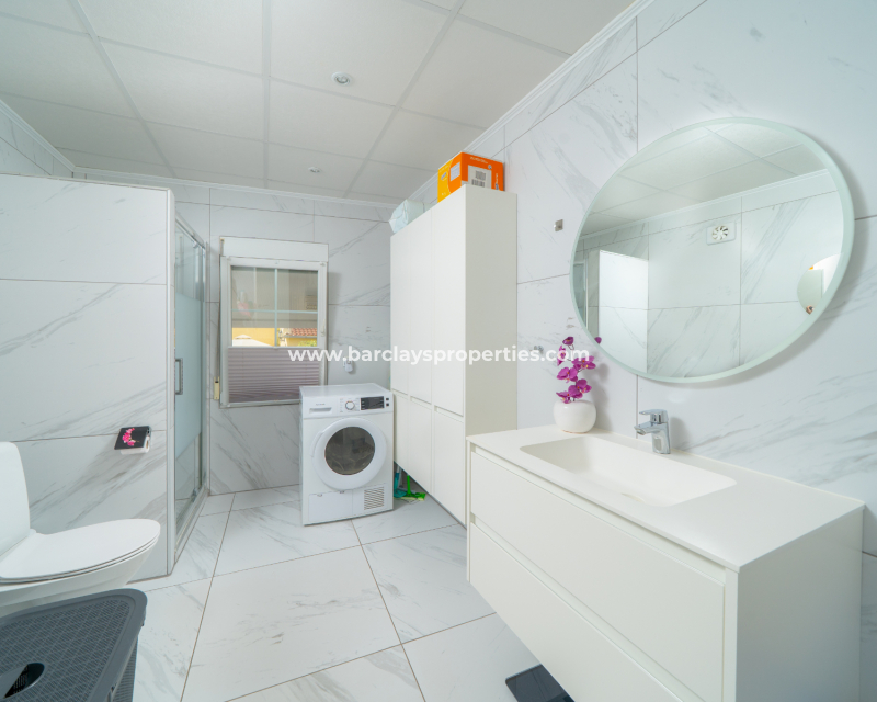 Reventa - Chalet Independiente - Urb. La Marina