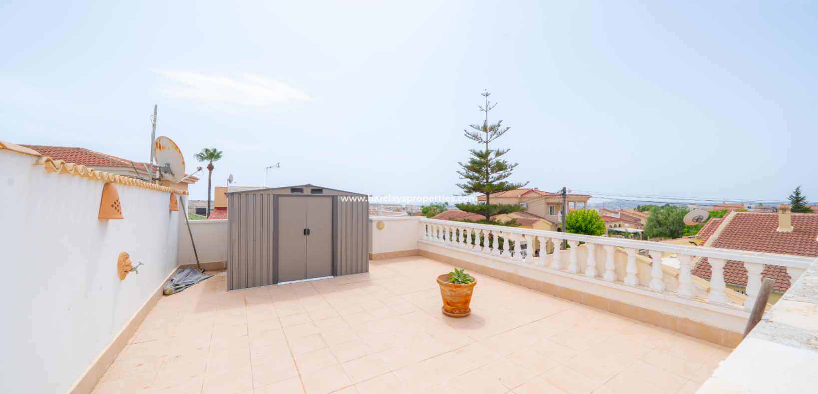 Reventa - Chalet Independiente - Urb. La Marina