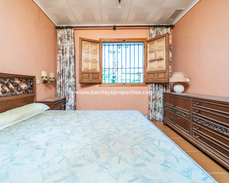 Reventa - Chalet Independiente - Urb. La Marina
