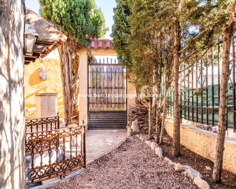 Reventa - Chalet Independiente - Urb. La Marina