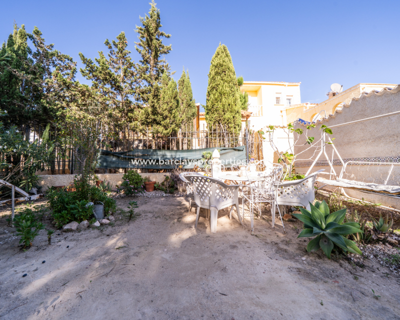 Reventa - Chalet Independiente - Urb. La Marina