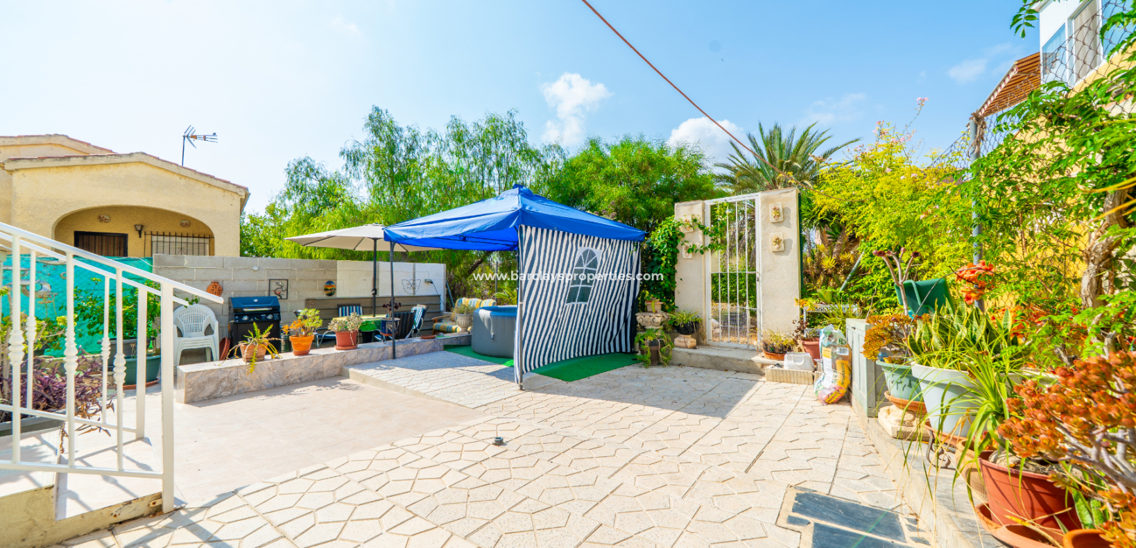 Reventa - Chalet Independiente - Urb. La Marina