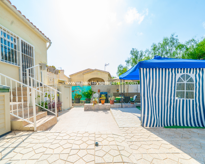 Reventa - Chalet Independiente - Urb. La Marina