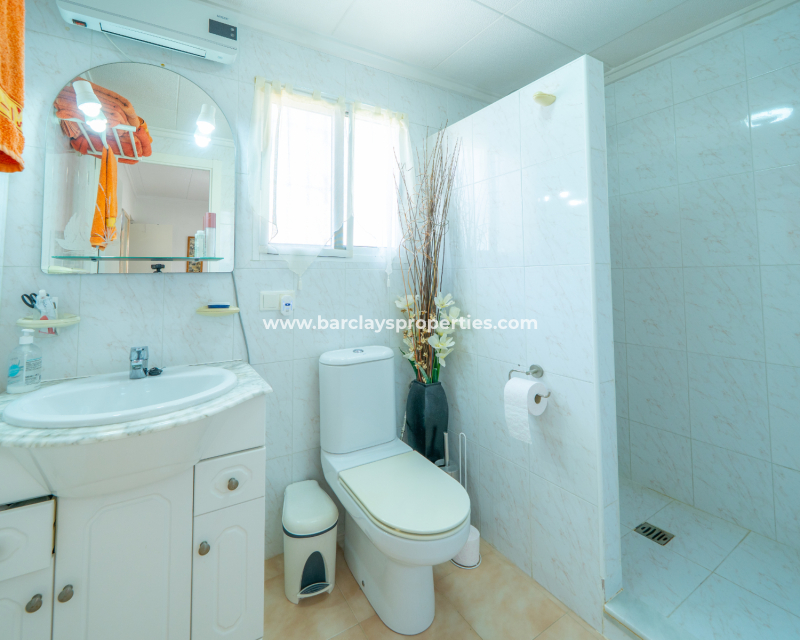 Reventa - Chalet Independiente - Urb. La Marina