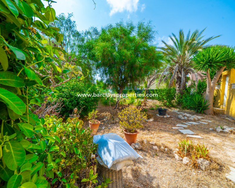 Reventa - Chalet Independiente - Urb. La Marina