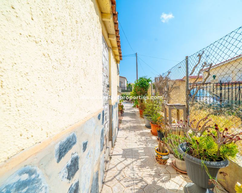 Reventa - Chalet Independiente - Urb. La Marina
