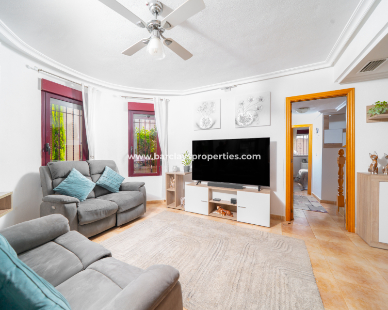 Reventa - Chalet Independiente - Urb. La Marina
