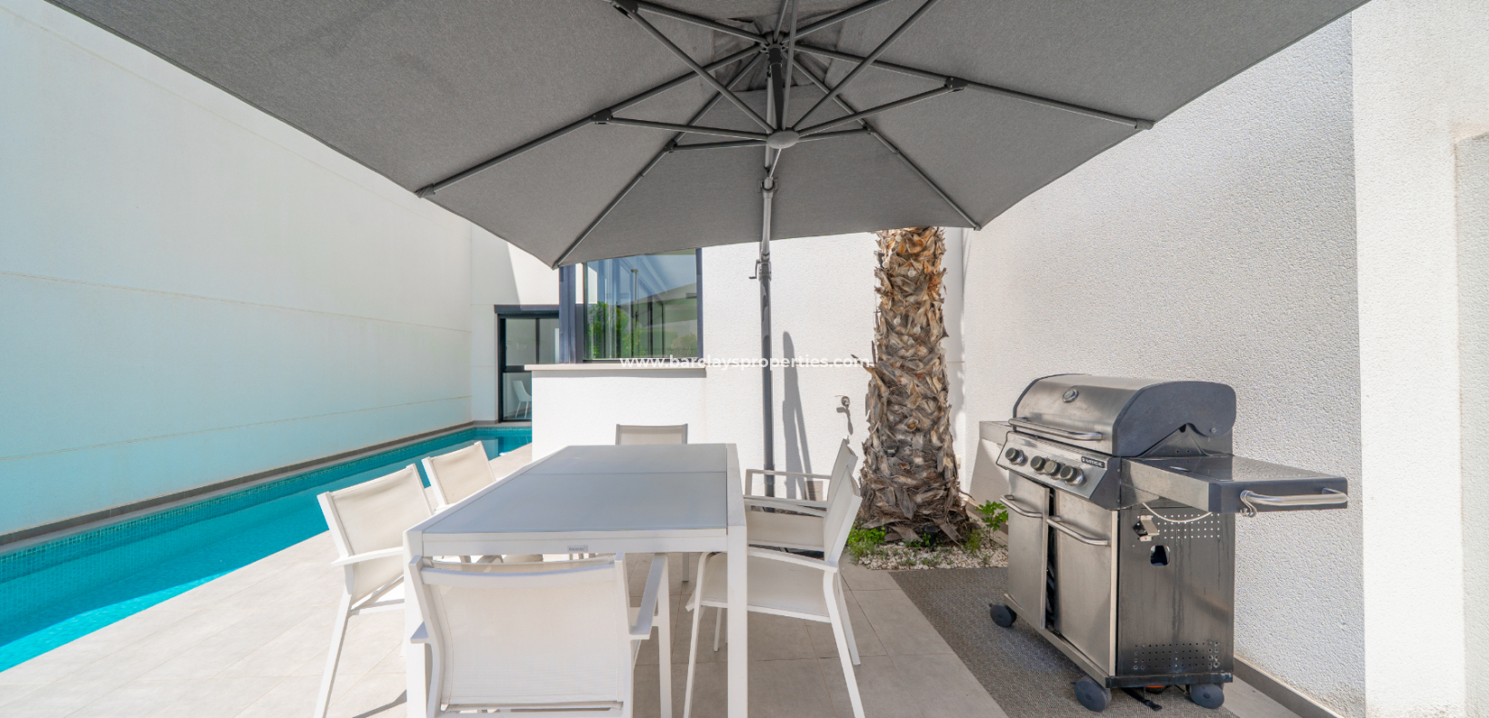 Reventa - Chalet Independiente - Urb. La Marina